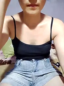 Snapshot of Asami_6868 chatting on July 14, 2026, 1:17 pm Asami 6868 online show from July 14, 2026, 1:17 pm