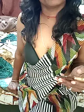 Meena Meenakshi online show from January 18, 2026, 4:49 am