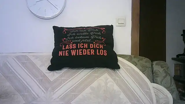 lolipopmaria online show from January 18, 2026, 7:23 am