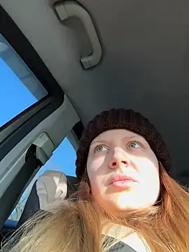 BlondeHott online show from March 4, 2026, 6:21 am