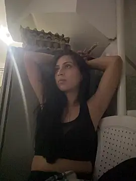 diosa cristal  online show from February 5, 2026, 3:35 am