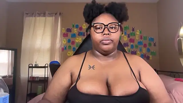 Snapshot of Chocolatebunnyxx96 chatting on June 9, 2026, 4:08 pm Chocolatebunnyxx96 online show from June 9, 2026, 4:08 pm