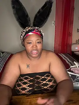 Chocolatebunnyxx96 online show from February 25, 2026, 6:02 am