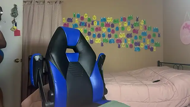 Snapshot of Chocolatebunnyxx96 chatting on June 10, 2026, 5:41 am Chocolatebunnyxx96 online show from June 10, 2026, 5:41 am