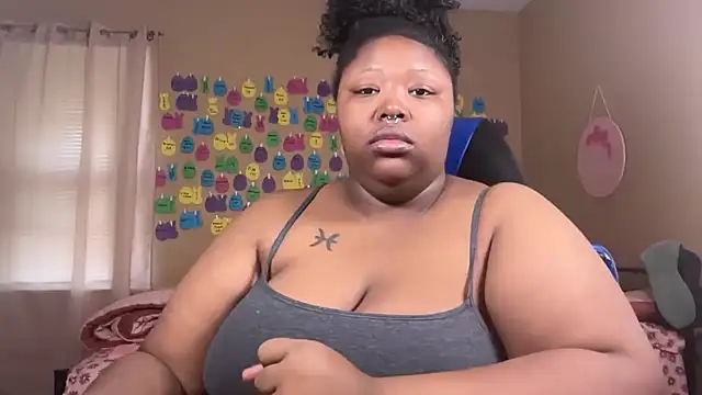 Snapshot of Chocolatebunnyxx96 chatting on August 3, 2026, 4:13 pm Chocolatebunnyxx96 online show from August 3, 2026, 4:13 pm