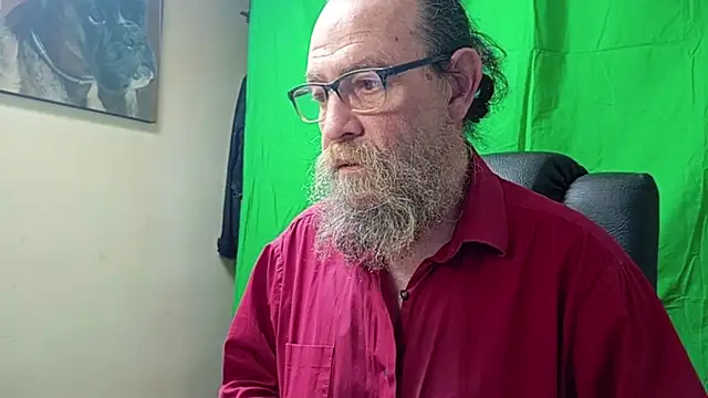Snapshot of Uncle_Hottie chatting on March 22, 2026, 3:24 pm Uncle Hottie online show from March 22, 2026, 3:24 pm