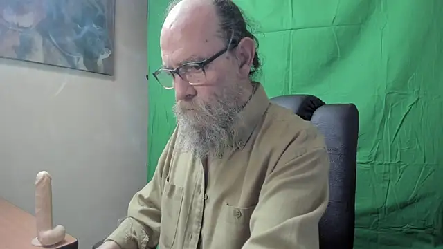 Snapshot of Uncle_Hottie chatting on March 14, 2026, 4:35 pm Uncle Hottie online show from March 14, 2026, 4:35 pm