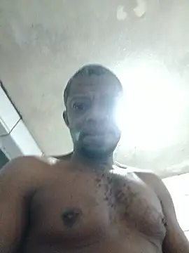 Snapshot of Negaomalinha1 chatting on July 18, 2026, 11:24 pm Negaomalinha1 online show from July 18, 2026, 11:24 pm