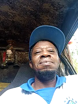 Negaomalinha1 online show from April 29, 2026, 3:05 pm