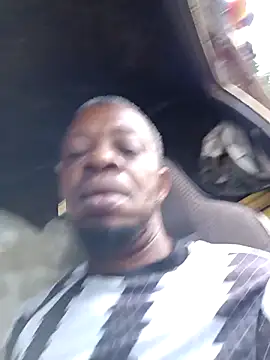 Negaomalinha1 online show from April 23, 2026, 2:51 pm