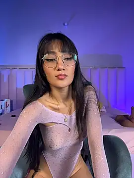 Snapshot of Denightjones chatting on July 10, 2026, 4:01 am Denightjones online show from July 10, 2026, 4:01 am