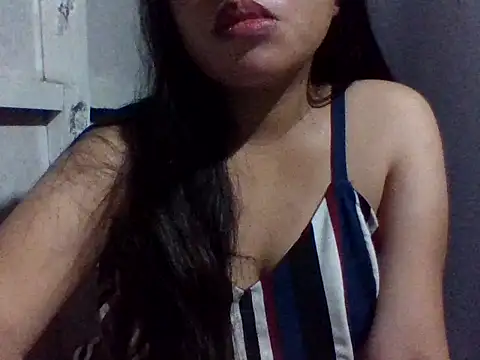sweetprinces08 online show from May 2, 2026, 4:34 pm