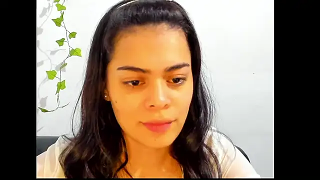 Antonella Gomez22 online show from May 5, 2026, 1:30 am