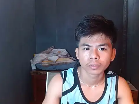 pinoymonstercock xx online show from May 18, 2026, 7:35 am