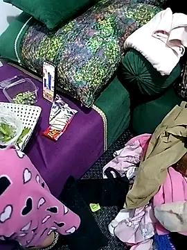 sarasara2410 online show from February 2, 2026, 2:10 am