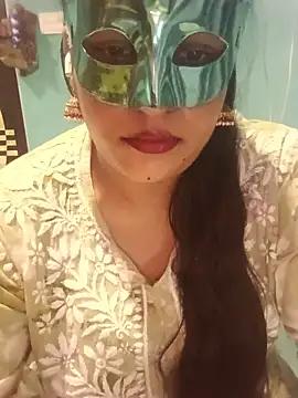 Snapshot of 01Roshani chatting on July 30, 2026, 5:34 pm 01Roshani online show from July 30, 2026, 5:34 pm