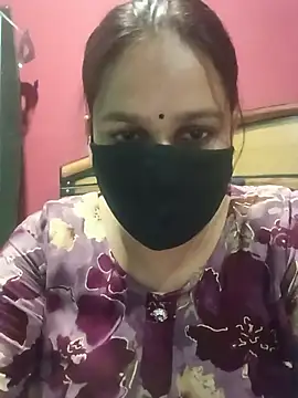 Snapshot of 01Roshani chatting on August 7, 2026, 7:36 am 01Roshani online show from August 7, 2026, 7:36 am