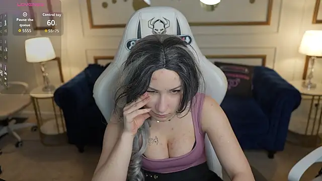 Zoe Kiss online show from February 7, 2026, 11:51 am