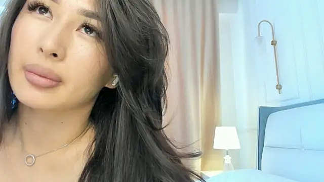 Snapshot of SayokoMia_S chatting on June 8, 2026, 9:21 am SayokoMia S online show from June 8, 2026, 9:21 am