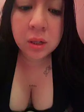 Whiitesugar online show from January 5, 2026, 6:44 pm