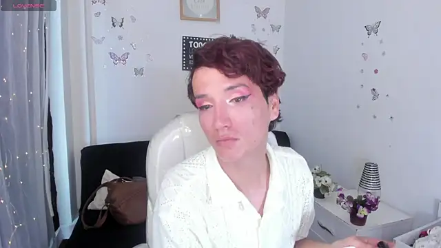 Snapshot of Kendry_fox420_ chatting on May 10, 2026, 4:31 pm Kendry fox420 online show from May 10, 2026, 4:31 pm