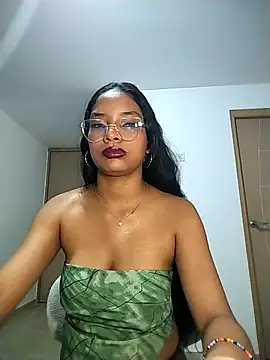 Snapshot of KATALINA_SANTANA_ chatting on May 10, 2026, 1:20 am KATALINA SANTANA online show from May 10, 2026, 1:20 am