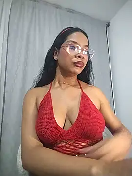 Snapshot of KATALINA_SANTANA_ chatting on June 11, 2026, 1:05 am KATALINA SANTANA online show from June 11, 2026, 1:05 am