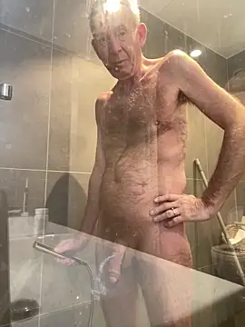 Pierre4tjyxx online show from March 24, 2026, 5:40 am