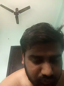 handsomeboy1414 online show from February 28, 2026, 5:07 am