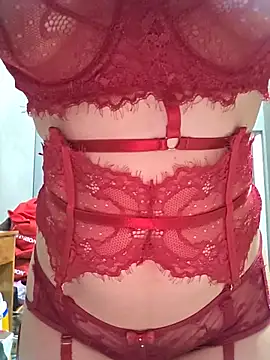 Snapshot of moon_baby99 chatting on June 6, 2026, 1:44 am moon baby99 online show from June 6, 2026, 1:44 am