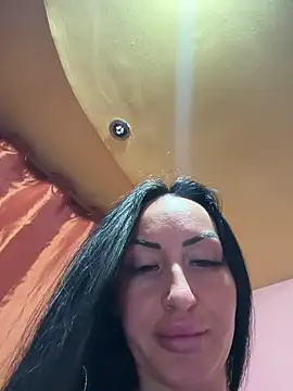 Yvi Ufc online show from February 7, 2026, 9:45 pm