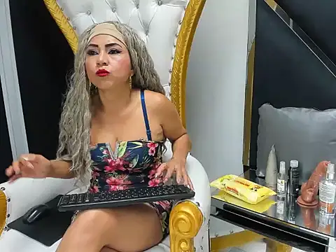 LauraScarlet online show from January 12, 2026, 9:41 pm