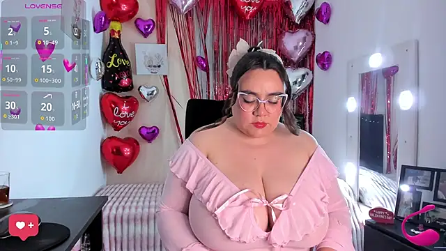 Snapshot of KarlaLannee chatting on February 6, 2026, 4:30 am KarlaLannee online show from February 6, 2026, 4:30 am