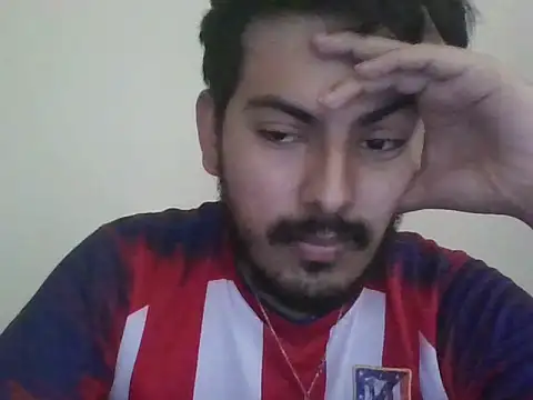 Snapshot of Mateotubbe chatting on May 6, 2026, 10:03 pm Mateotubbe online show from May 6, 2026, 10:03 pm