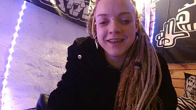 spiralhokkaido23 online show from February 17, 2026, 6:05 pm