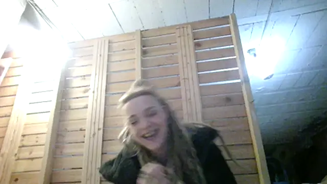 Snapshot of spiralhokkaido23 chatting on January 14, 2026, 3:48 pm spiralhokkaido23 online show from January 14, 2026, 3:48 pm