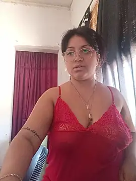 Snapshot of dulce_marrr chatting on March 4, 2026, 2:36 pm dulce marrr online show from March 4, 2026, 2:36 pm