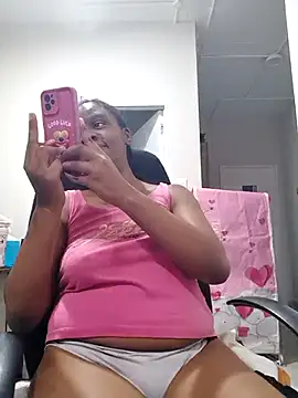 Snapshot of princess-boobz chatting on May 4, 2026, 6:44 pm princess-boobz online show from May 4, 2026, 6:44 pm
