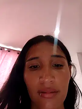 Snapshot of Aria_Maeh chatting on March 18, 2026, 7:04 pm Aria Maeh online show from March 18, 2026, 7:04 pm