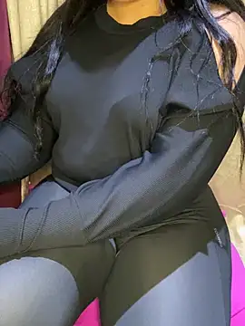 Lina Velvet  online show from February 2, 2026, 7:13 pm