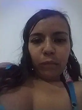 cinthia2011 online show from March 7, 2026, 1:56 am