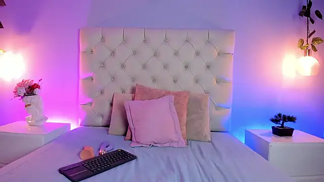 Lizz Collins online show from January 18, 2026, 8:01 pm