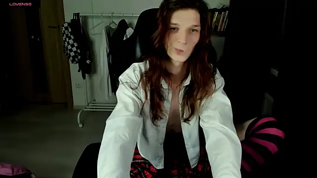 iceseeker2 online show from March 14, 2026, 9:43 pm