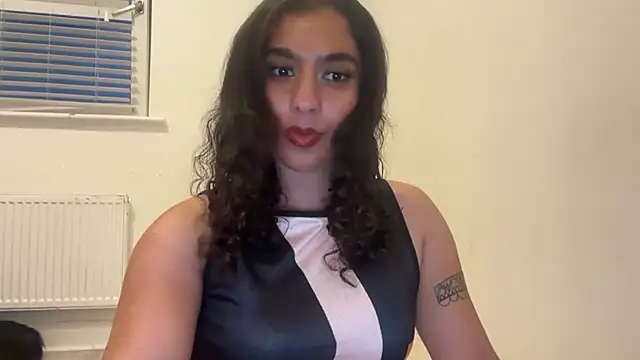 fayfay21xh online show from April 26, 2026, 8:17 pm