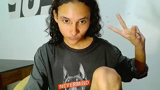 Snapshot of DeusGoth chatting on August 7, 2026, 3:56 am DeusGoth online show from August 7, 2026, 3:56 am