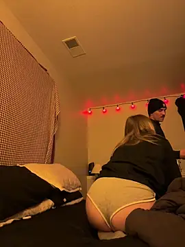 MK RE0189 online show from February 11, 2026, 12:10 am