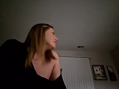 MK RE0189 online show from January 11, 2026, 12:01 pm