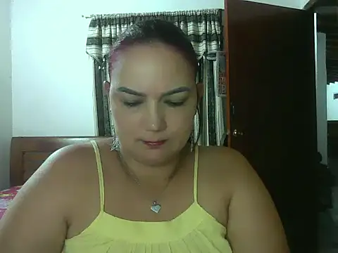 Snapshot of Roja_tentacion chatting on March 28, 2026, 12:00 am Roja tentacion online show from March 28, 2026, 12:00 am