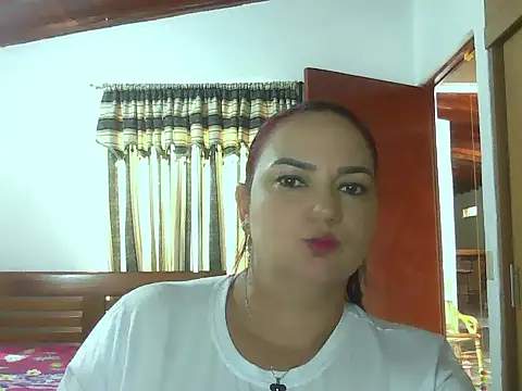 Snapshot of Roja_tentacion chatting on April 7, 2026, 8:10 pm Roja tentacion online show from April 7, 2026, 8:10 pm