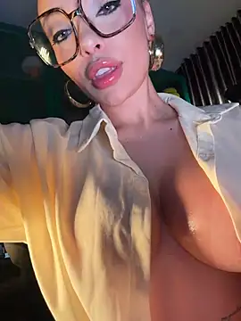 Snapshot of Ginevrafedez chatting on May 21, 2026, 3:26 am Ginevrafedez online show from May 21, 2026, 3:26 am
